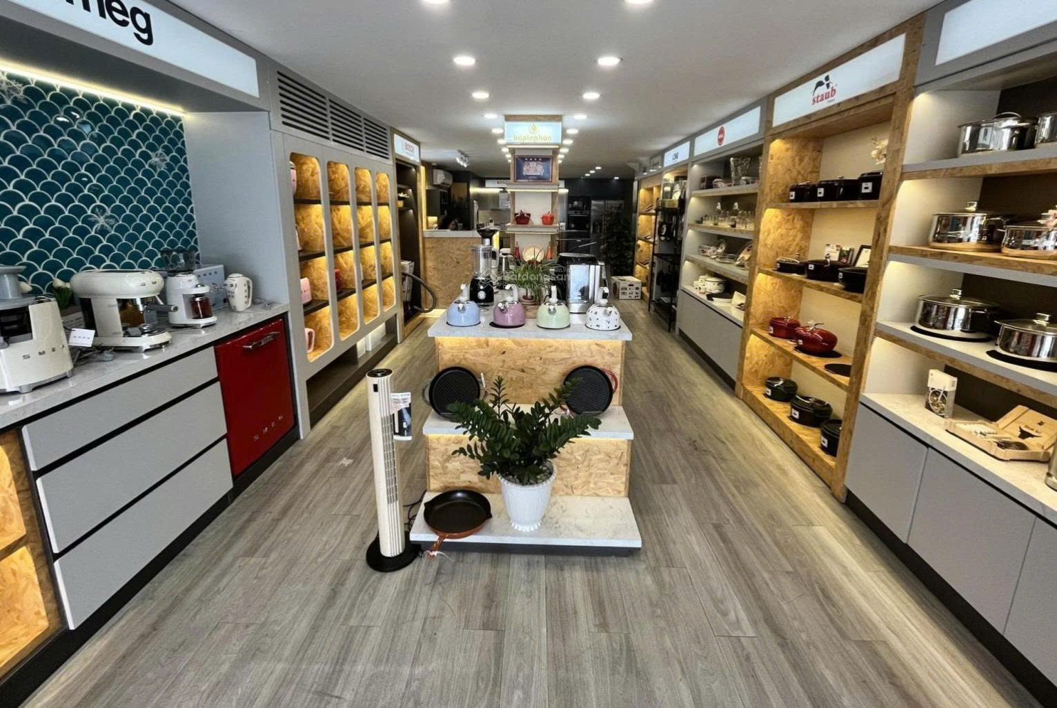 Cho thuê mặt tiền 199 Phan Đình Phùng, Phường Phú Nhuận, TP.HCM