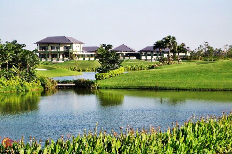 Bán gấp biệt thự sân golf Vân Trì 1188m² – Mặt tiền 31m – Chủ ngộp bank, giá 195 tỷ (thương lượng sâu)