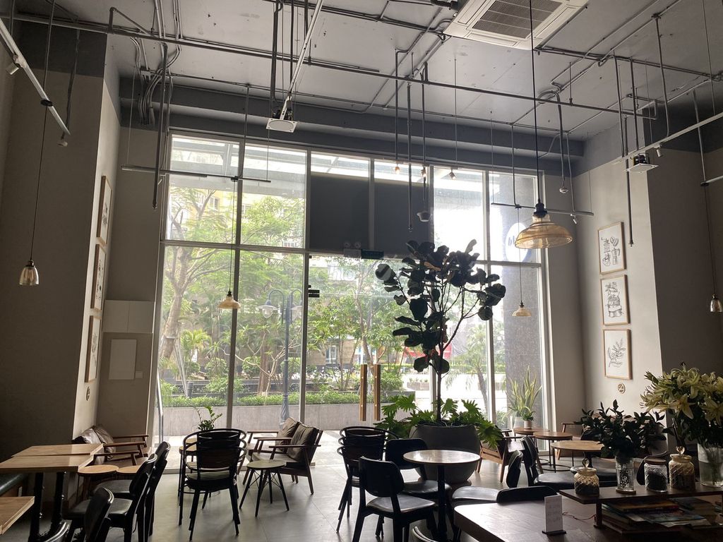 Tầng 1 CT4 Vimeco – Mặt bằng 240m², thích hợp ngân hàng, showroom, café