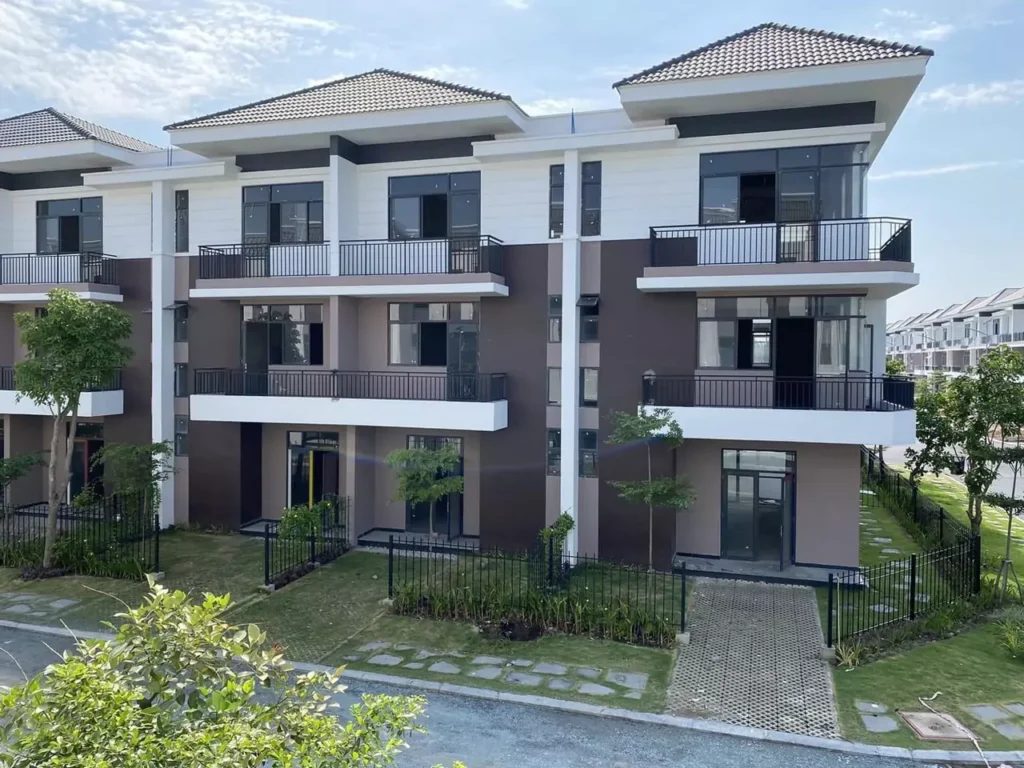 Cho thuê nhà phố biệt thự Phúc An City giá 8 triệu/tháng, full nội thất vào ở ngay