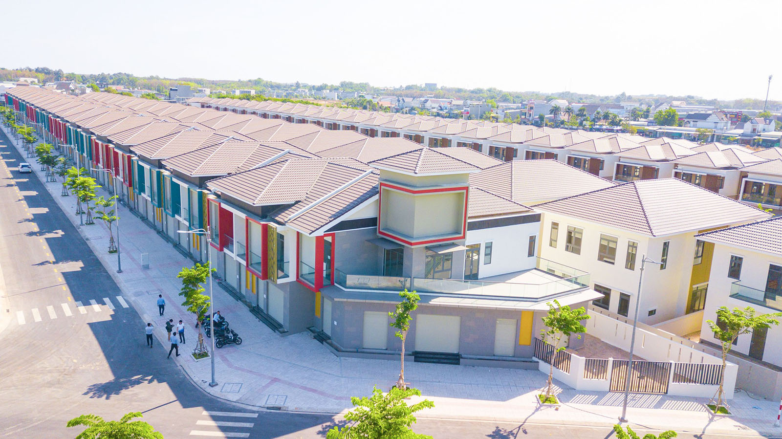 Cho thuê biệt thự Sun Casa Central Vsip 2: Full nội thất cao cấp, 4PN, gần ngay trung tâm TP. Mới