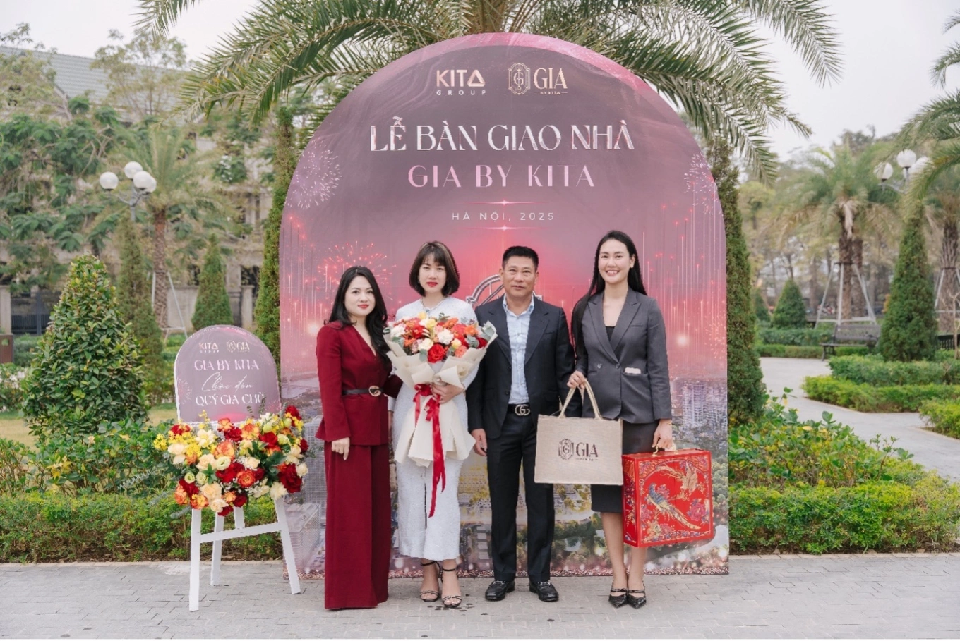 CĐT mở bán biệt thự GĐ3 KĐT Ciputra có thiết kế đẹp, sổ đỏ lâu dài, giá bán và chính sách cực tốt