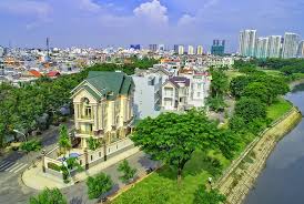 Cho thuê biệt thự Sadeco ven sông Quận 7 – 1 hầm 1 trệt 2 lầu, diện tích lớn, giá 36 triệu/tháng