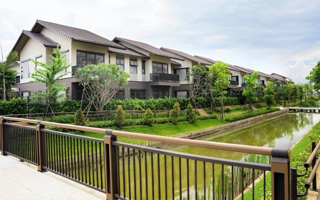 Cơ hội sở hữu biệt thự chính chủ cực hiếm tại Khu đô thị Nam Long, Quận 7