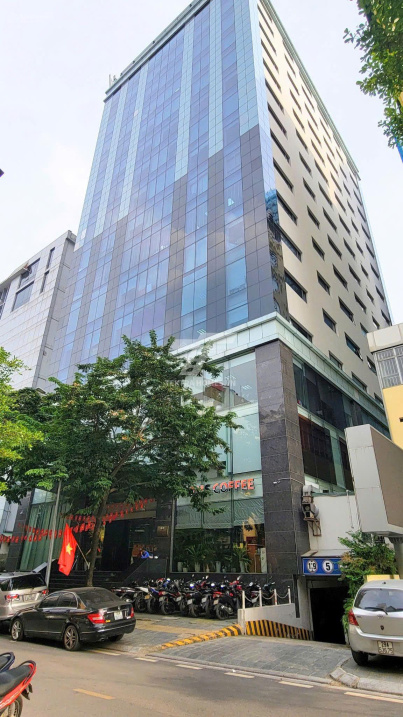 Cho thuê văn phòng full nội thất – TH Office Tower Duy Tân, diện tích linh hoạt