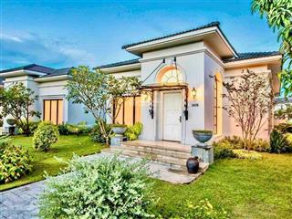 Biệt thự Vinpearl giảm hơn 50% so với giá gốc, chỉ còn 7,5 tỷ cho căn 3 phòng ngủ, mang lại lợi nhuận cho thuê lên tới 2,1 tỷ/năm.