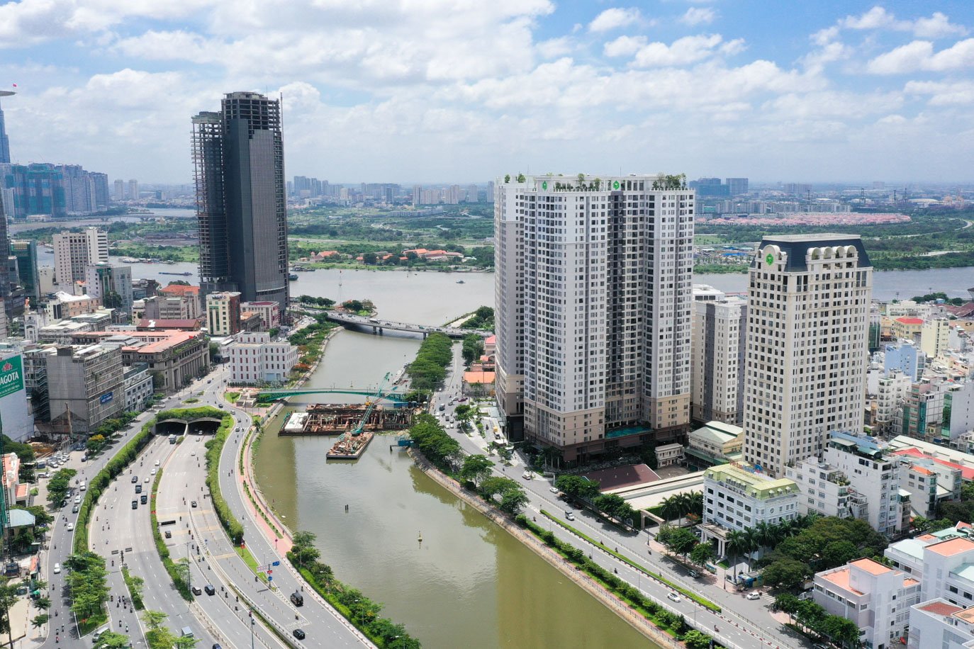 Giỏ hàng căn hộ Quận 4 T1/2025 – Studio 12tr, 1PN 15tr, 2PN 20tr – Khu Bến Vân Đồn (DeLaSol)