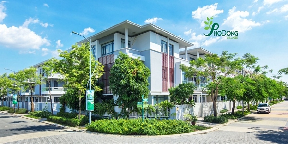 Cho thuê gấp Biệt thự căn góc Phố Đông Village: 4PN, Full nội thất, nhà đẹp 3 mặt thoáng, giá chỉ 23tr