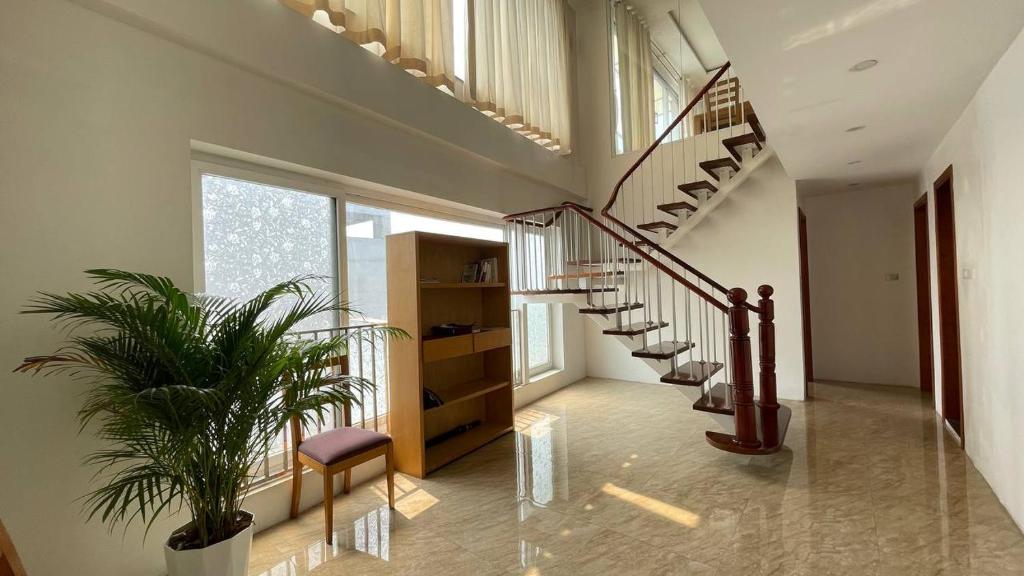 Cho thuê AN Residence – căn hộ sang trọng, view hồ Ba Mẫu, full nội thấ