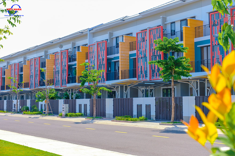 Cho thuê biệt thự Sun Casa Vsip II, 100m2, 4PN, 4wc. Giá thuê 14 tr VND/tháng