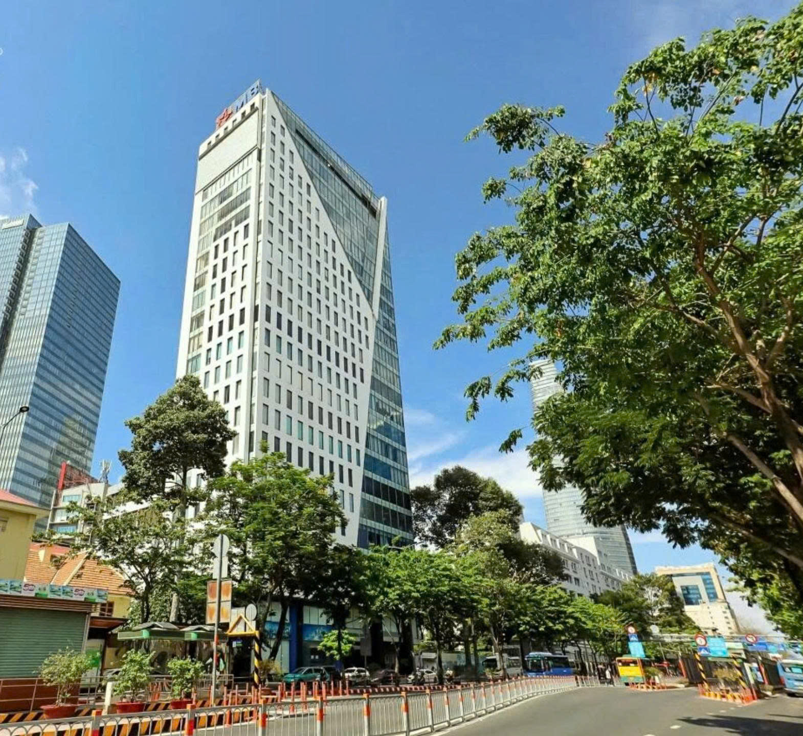 Cho thuê văn phòng Havana Tower – Mặt tiền đường Hàm Nghi, trung tâm Quận 1