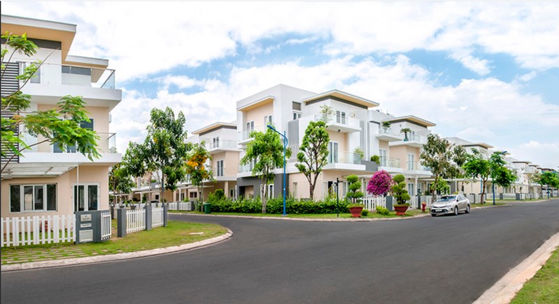 Cho thuê nhà phố Melosa Khang Điền 1 trệt 2 lầu full đồ, an ninh tốt, giá 12 - 13tr/tháng