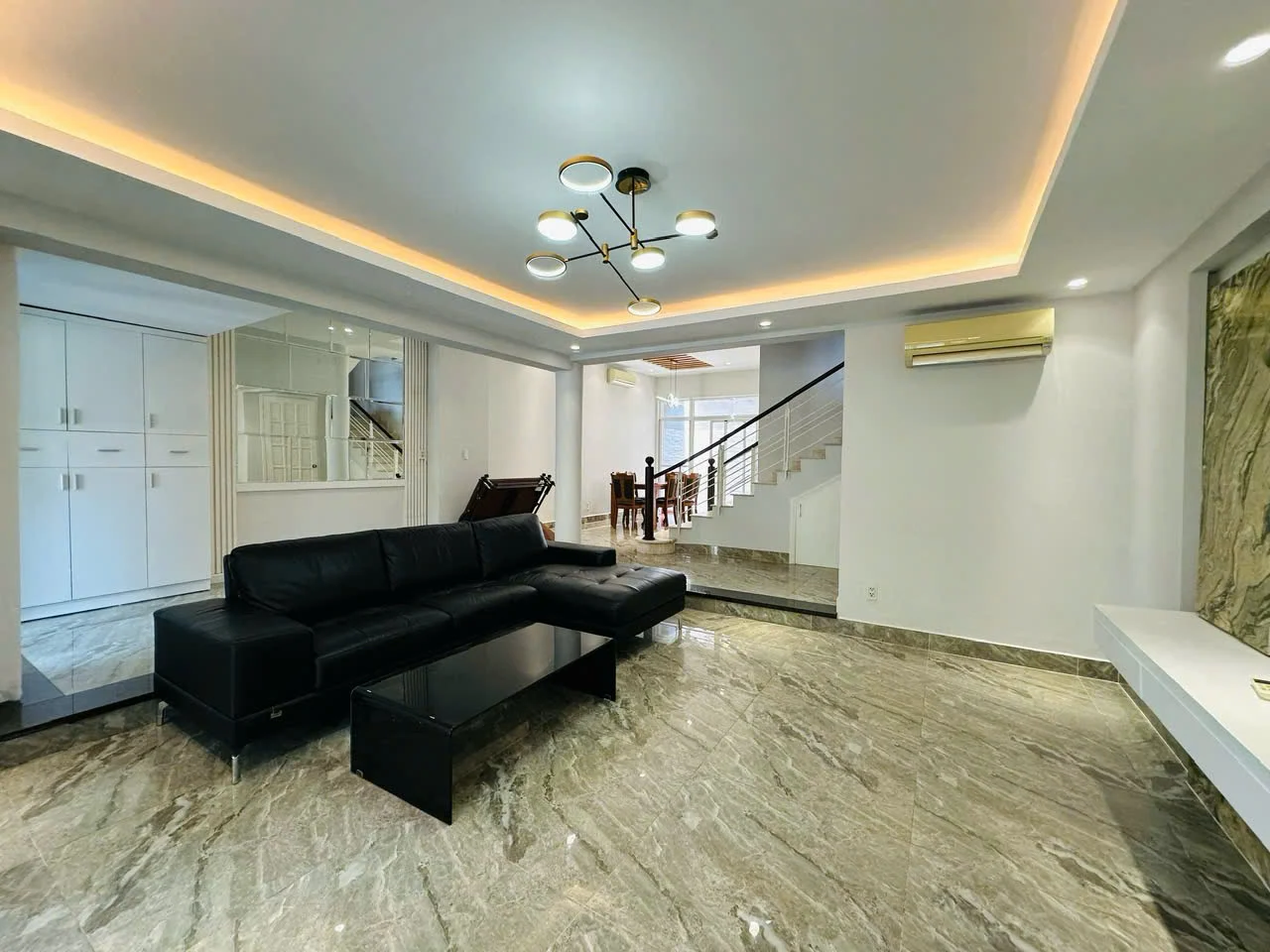 Cho thuê Villa Mỹ Thái – View công viên Phú Mỹ Hưng, Quận 7, TP. HCM